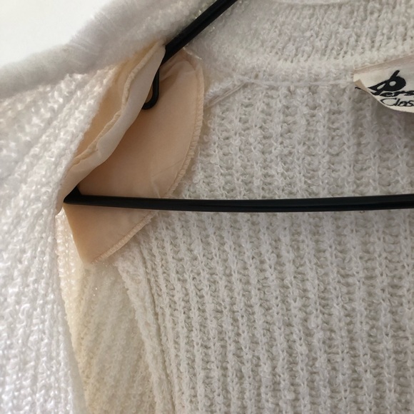 Vintage Perspective Knitted Cardigan - Picture 5 of 7